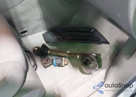 2017 Chevrolet Traverse Ls z USA, uszkodzony, nr VIN 1GNKRFED8HJ203034